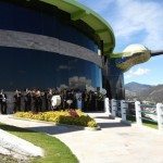Los integrantes del V Encuentro de Escritores América Madre fueron recibidos con música y alegría en el Centro Cultural de Otávalo, Ecuador. 